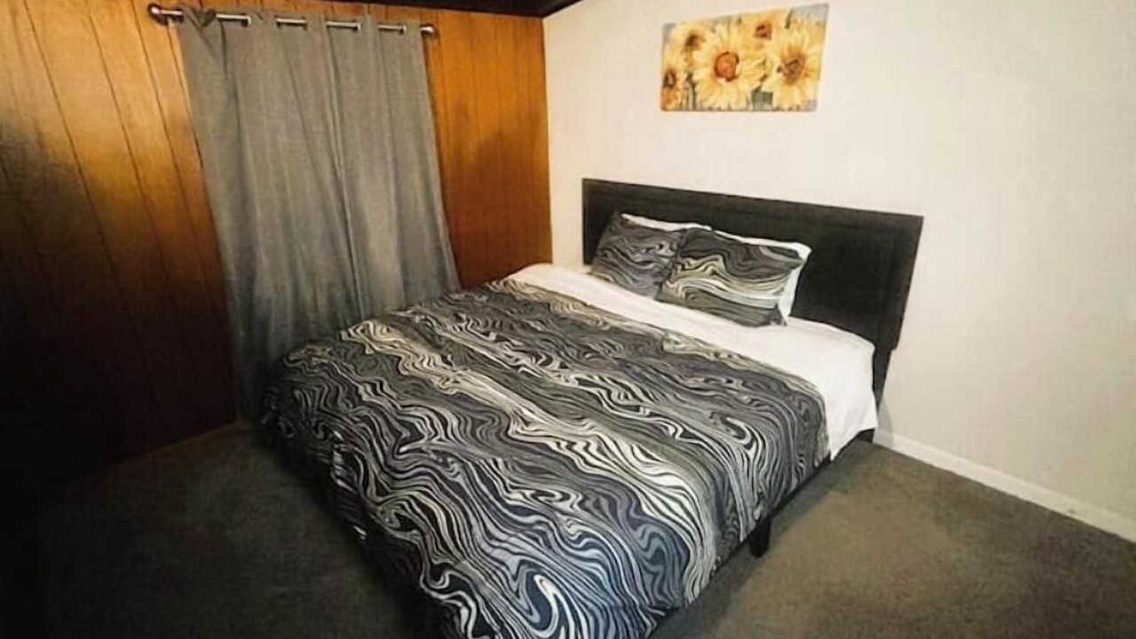 Photo of Bedroom in Westmont