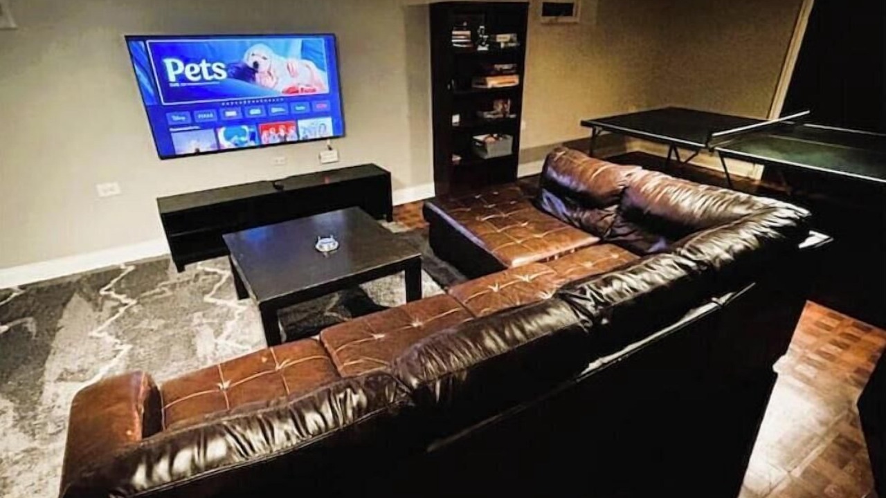 Photo of Livingroom in Westmont