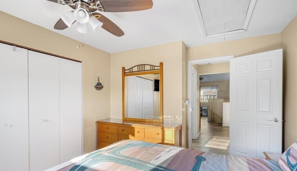 Photo of Bedroom in Oak Harbor