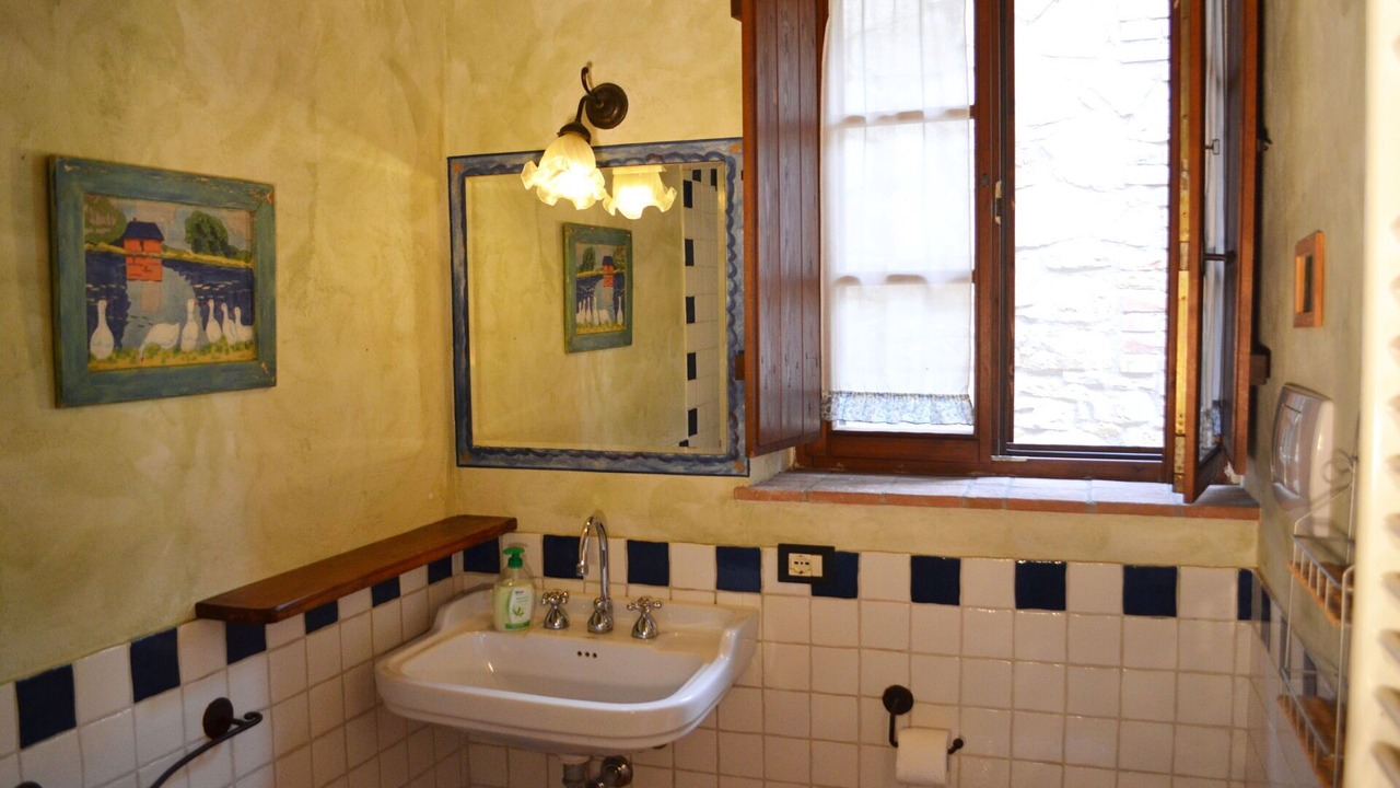 Photo of Bathroom in Monteleone d'Orvieto