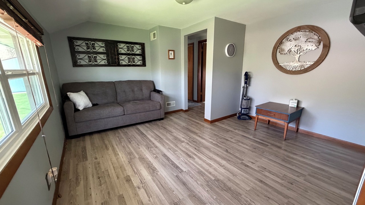 Photo of Livingroom in Michigan City