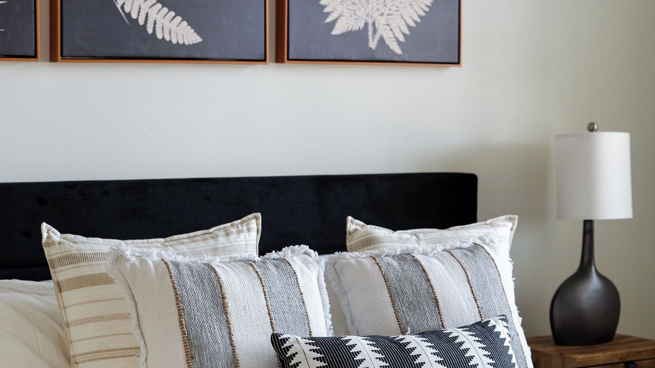 Photo of Bedroom in Kenwood