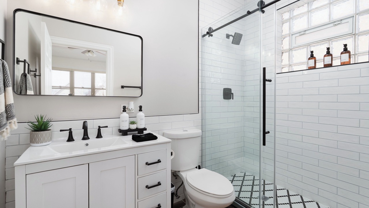 Photo of Bathroom in Kenwood