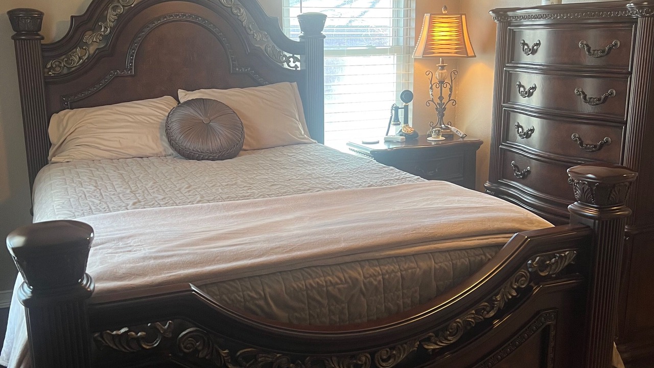 Photo of Bedroom in Midland
