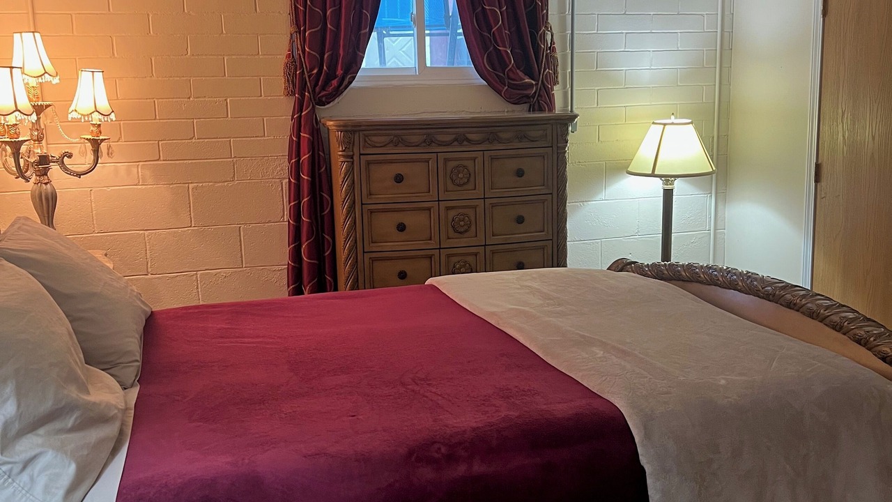 Photo of Bedroom in Midland