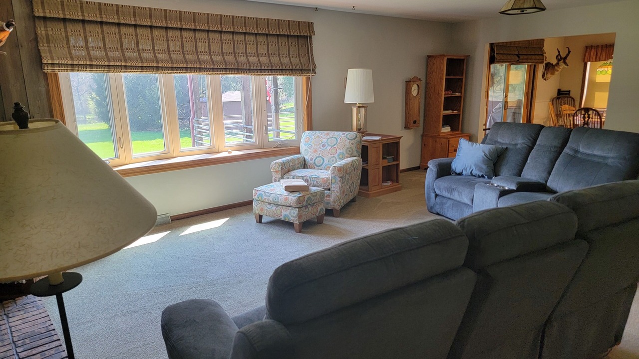 Photo of Livingroom in Michigan City