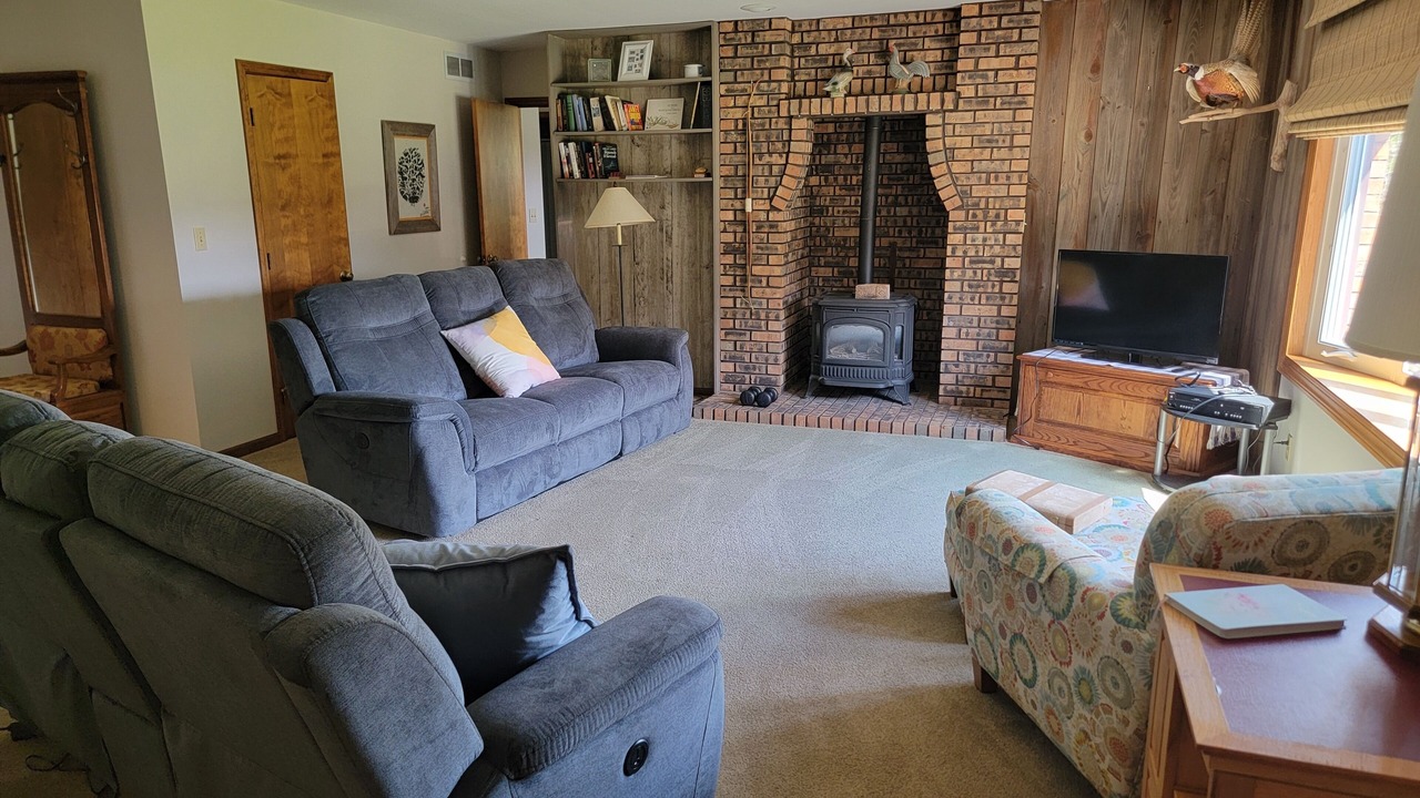 Photo of Livingroom in Michigan City