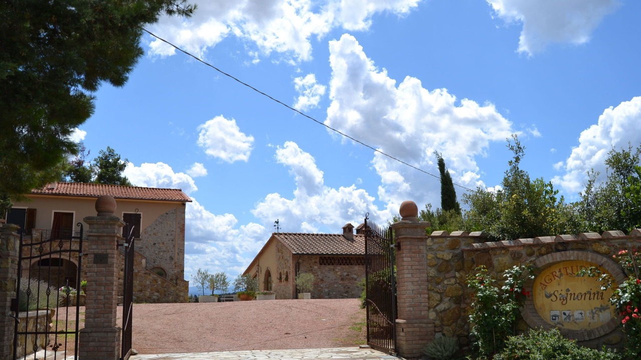 Photo of Others in Lajatico