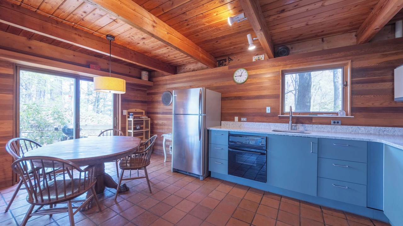 Photo of Kitchen in Covert