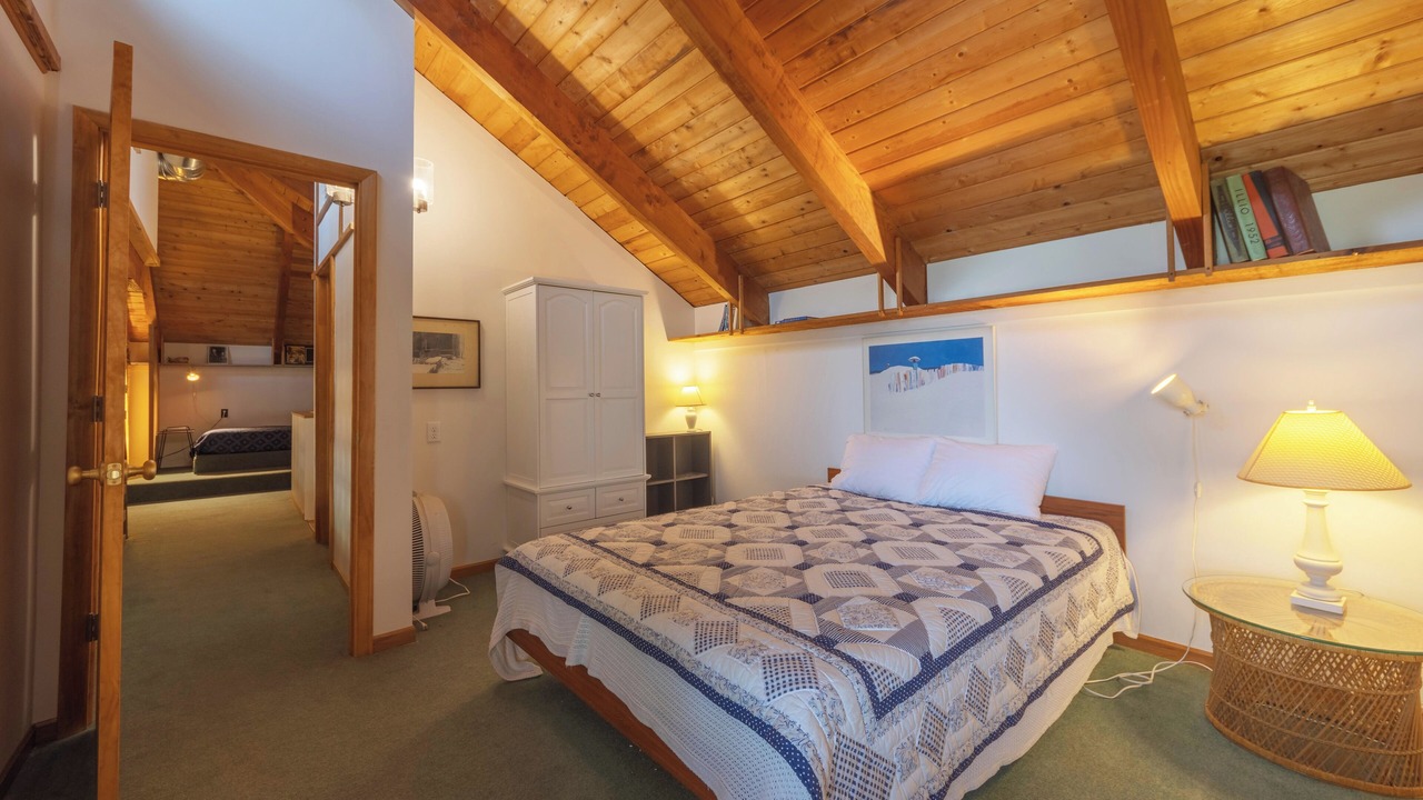 Photo of Bedroom in Covert