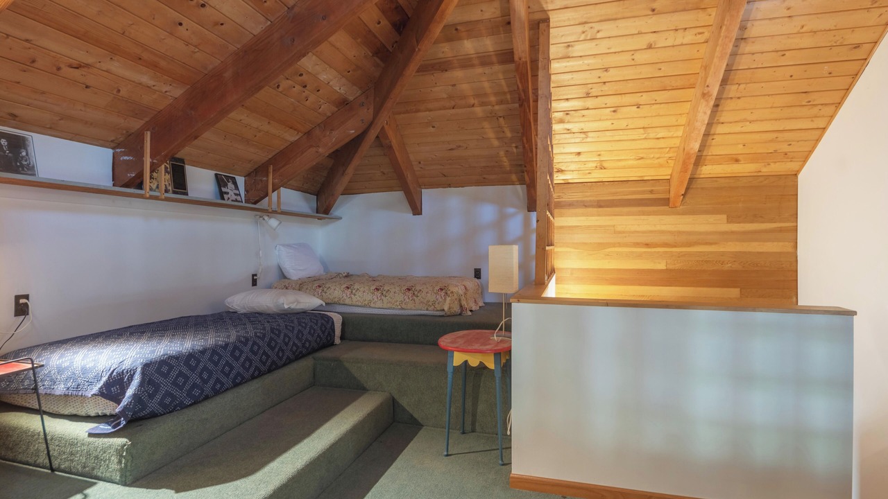 Photo of Bedroom in Covert