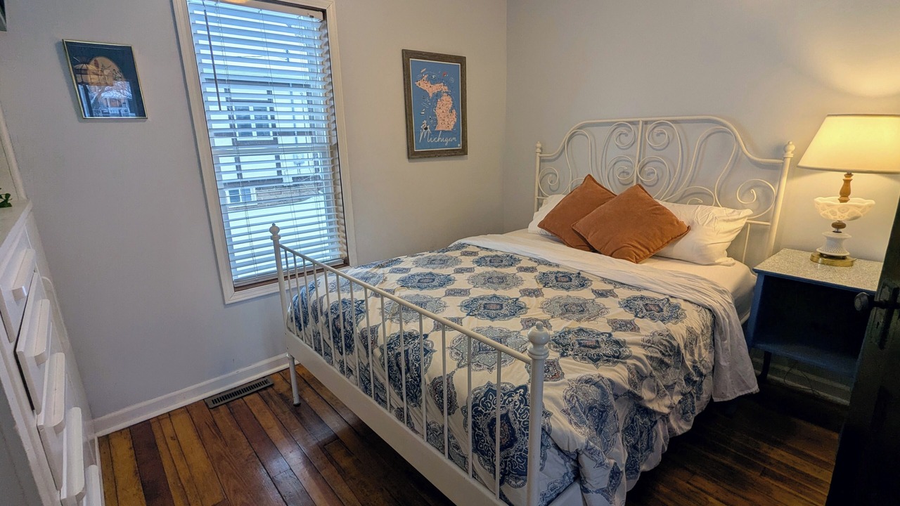 Photo of Bedroom in Midland