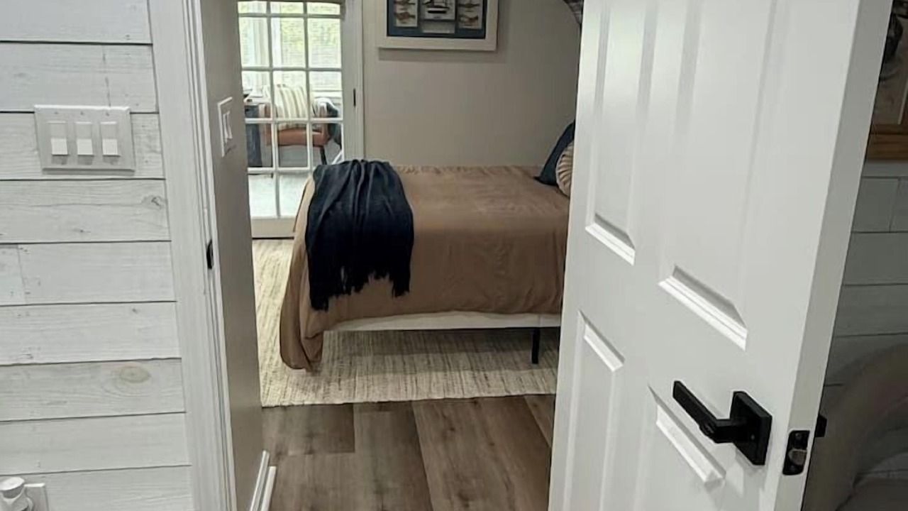 Photo of Bedroom in Oak Harbor