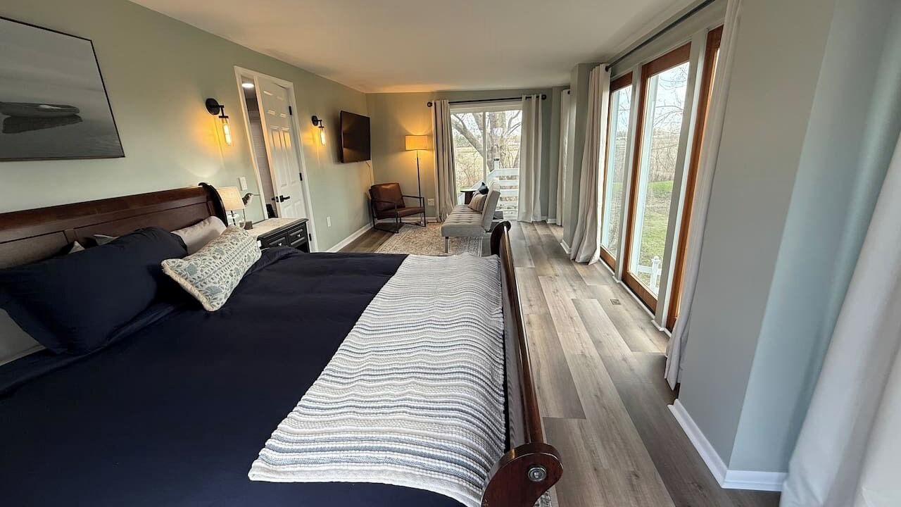 Photo of Bedroom in Oak Harbor