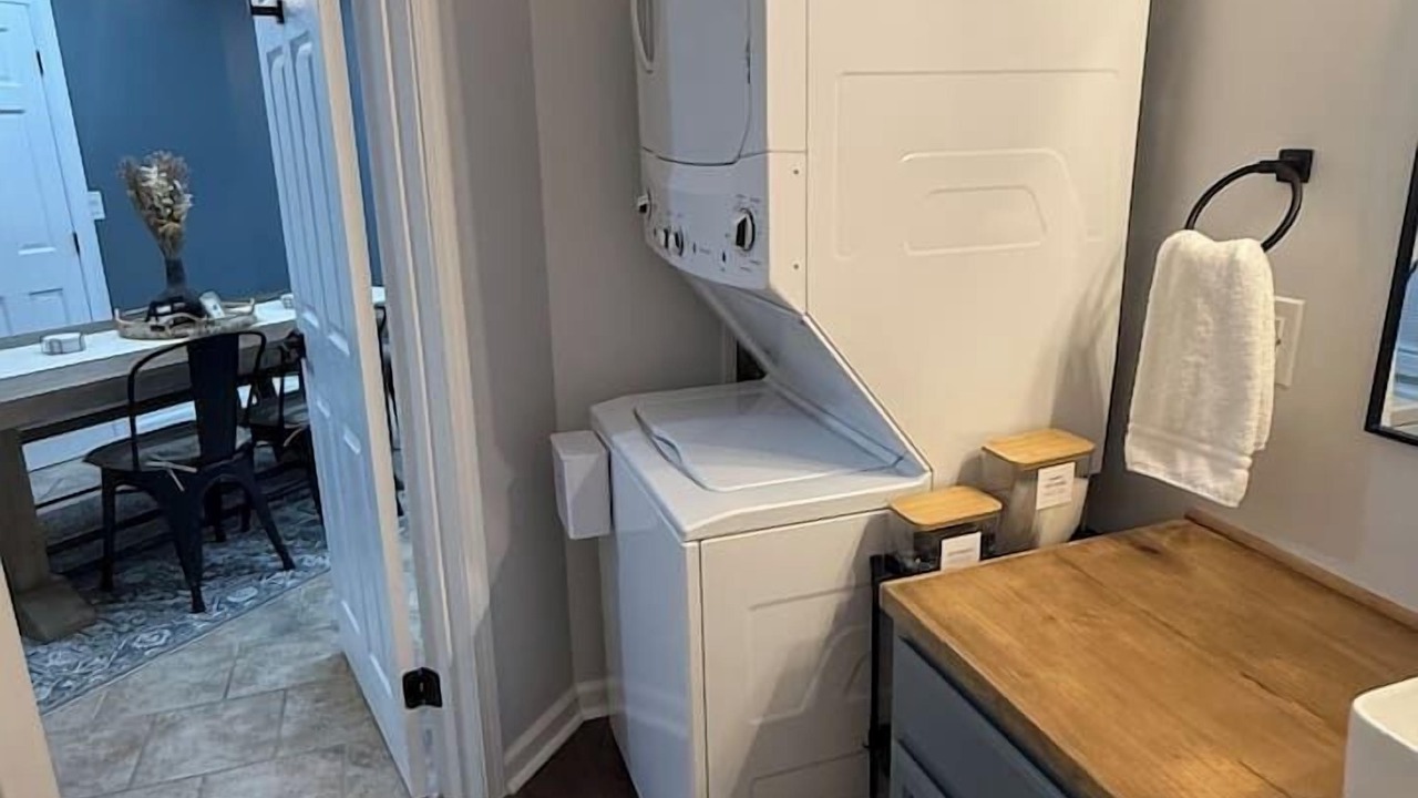 Photo of Bathroom in Oak Harbor