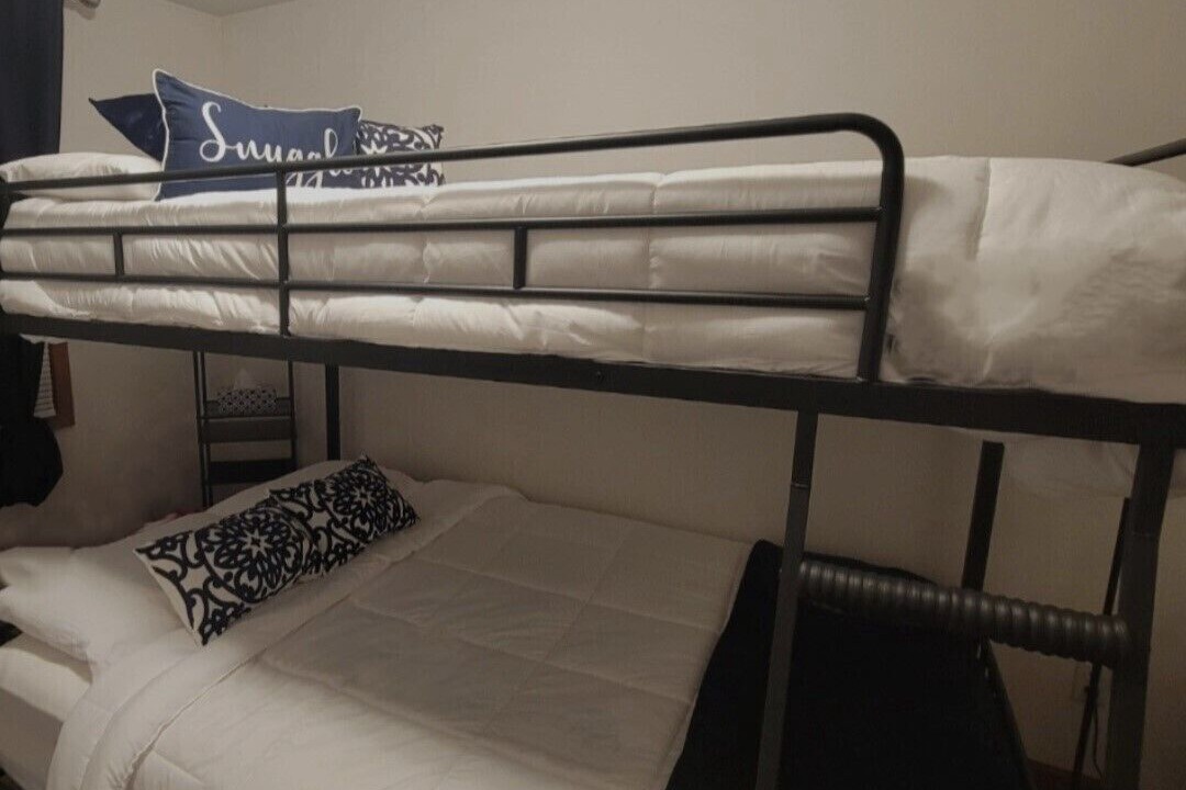 Photo of Bedroom in Battle Creek