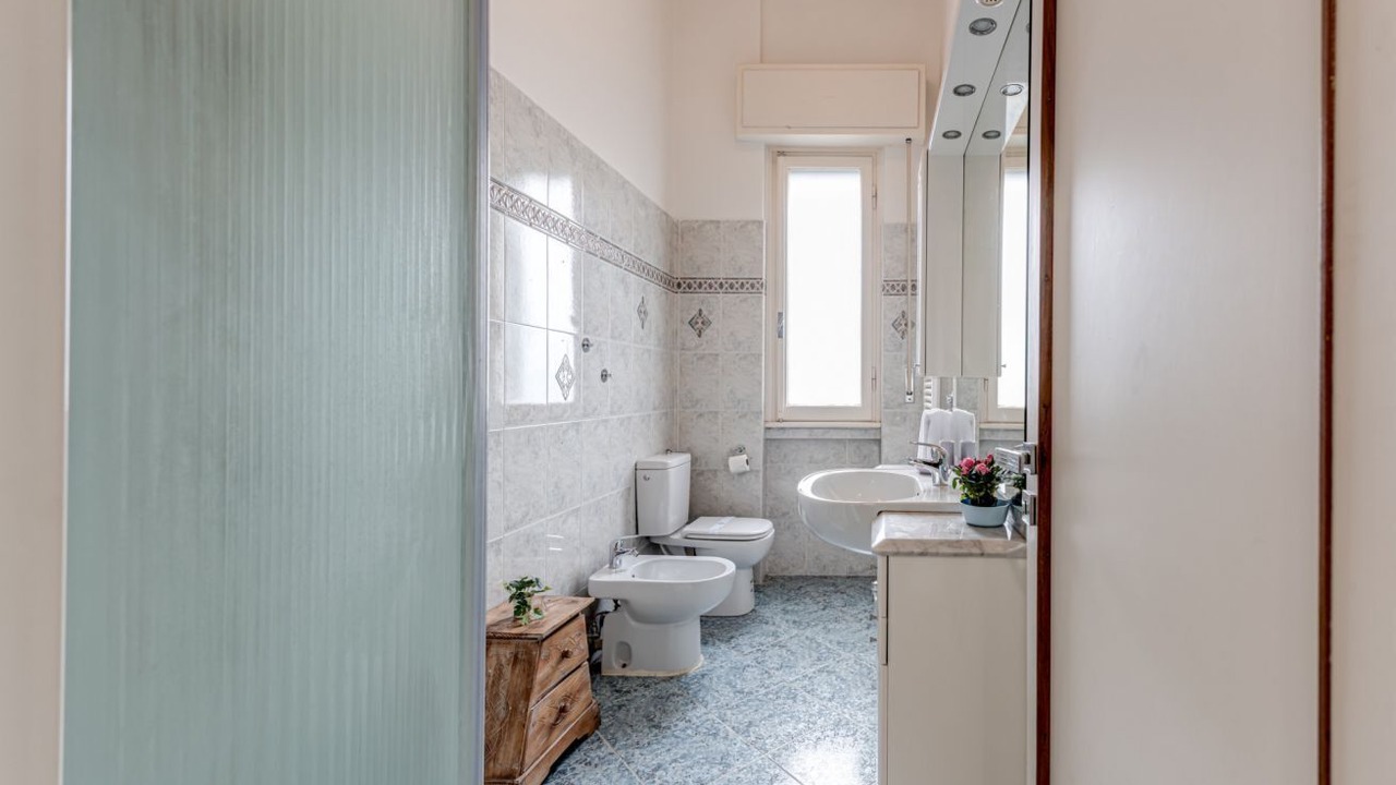 Photo of Bathroom in Careggi Rifredi