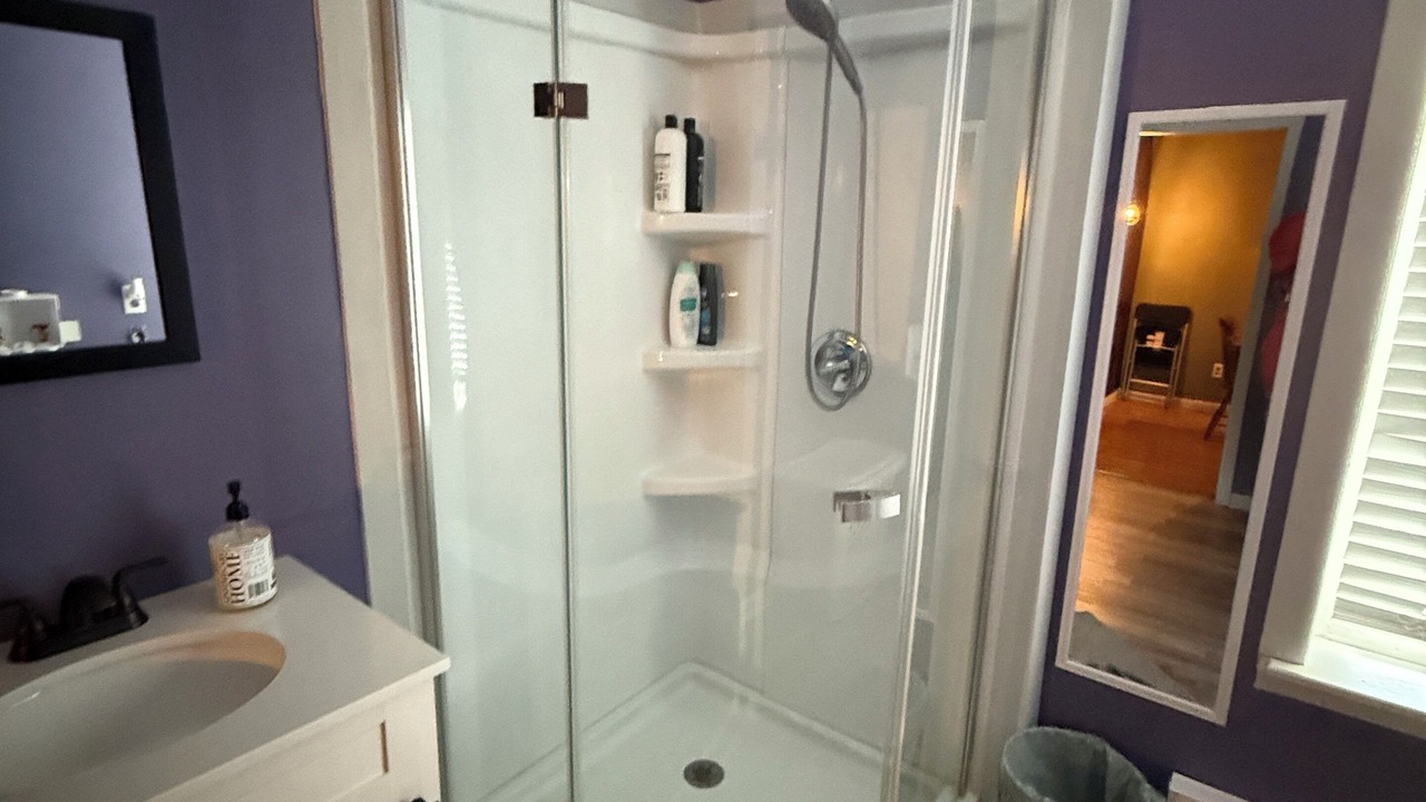 Photo of Bathroom in Elmore