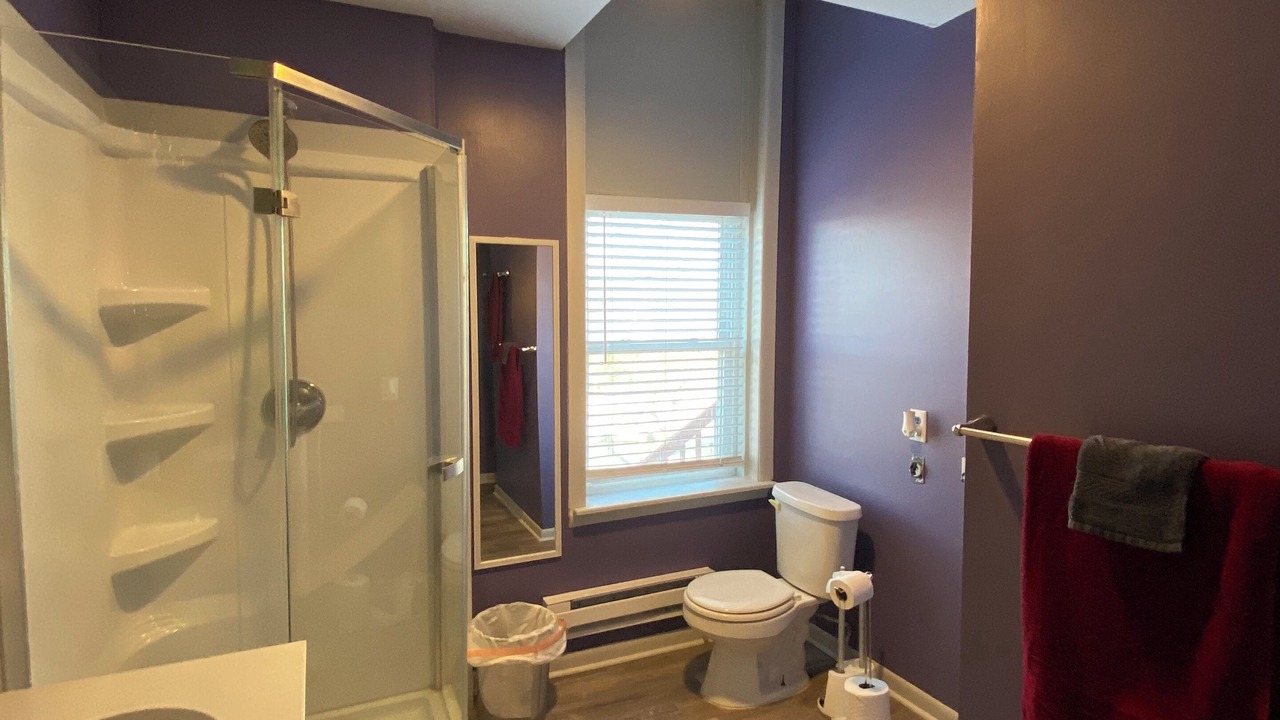 Photo of Bathroom in Elmore
