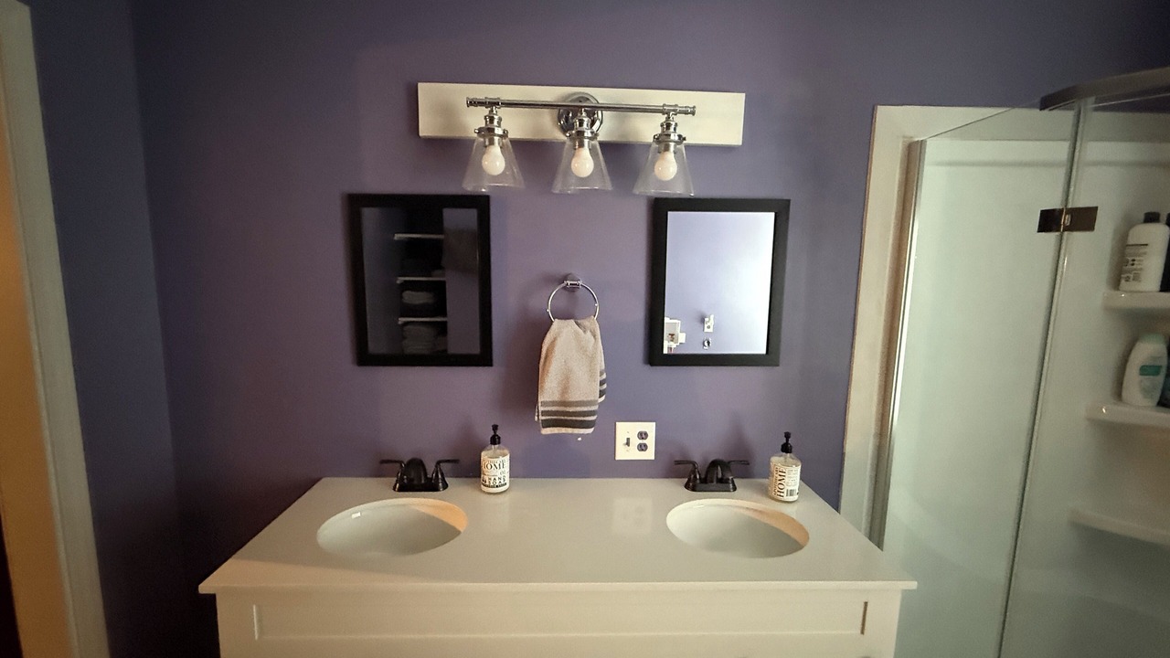 Photo of Bathroom in Elmore