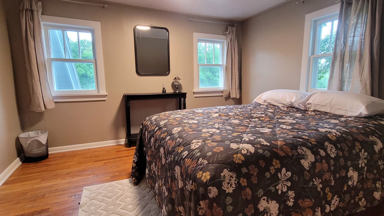Photo of Bedroom in Chassell