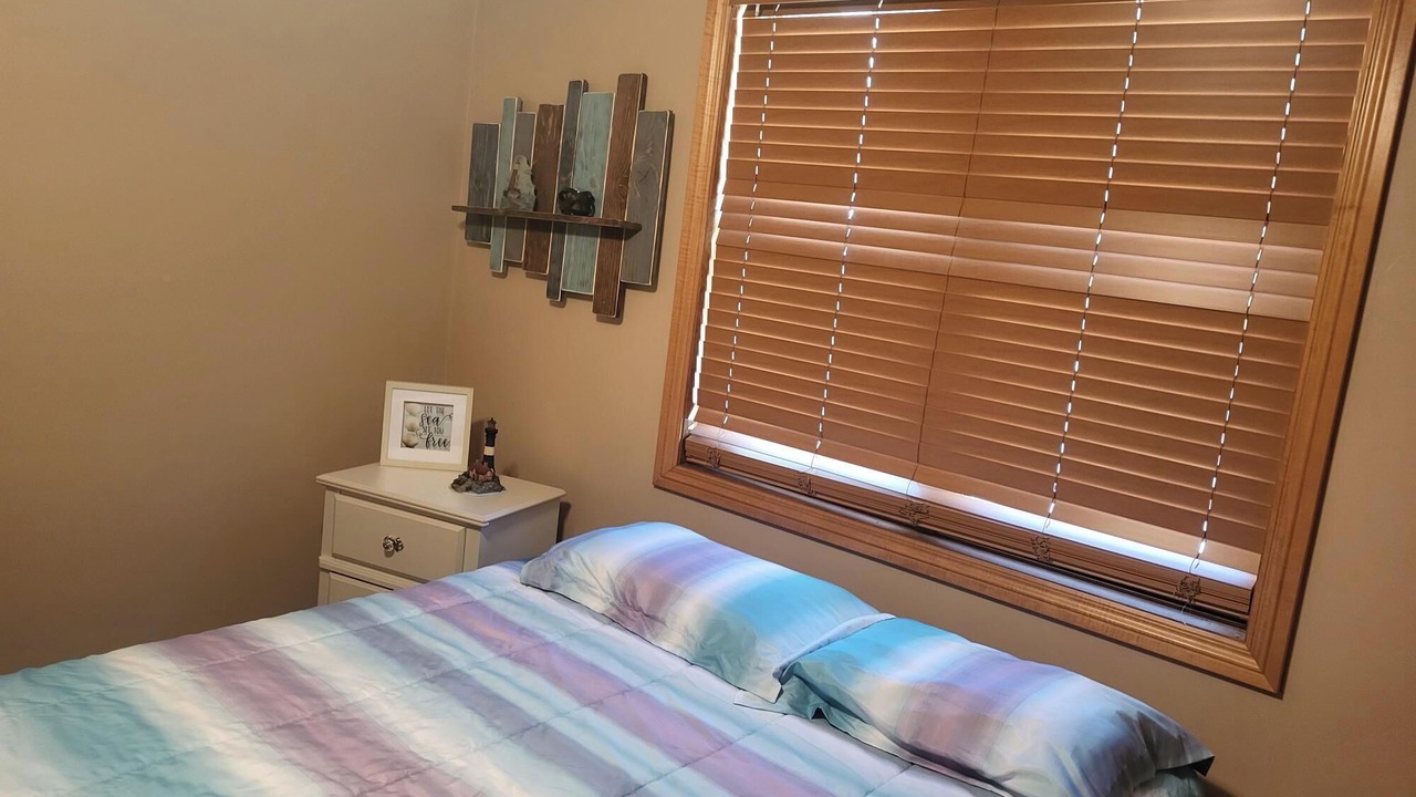 Photo of Bedroom in Abrams