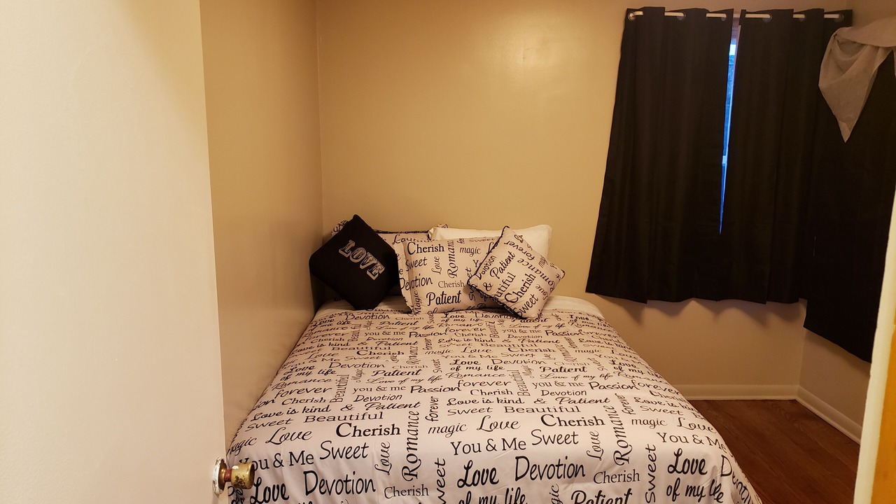 Photo of Bedroom in Robertsdale