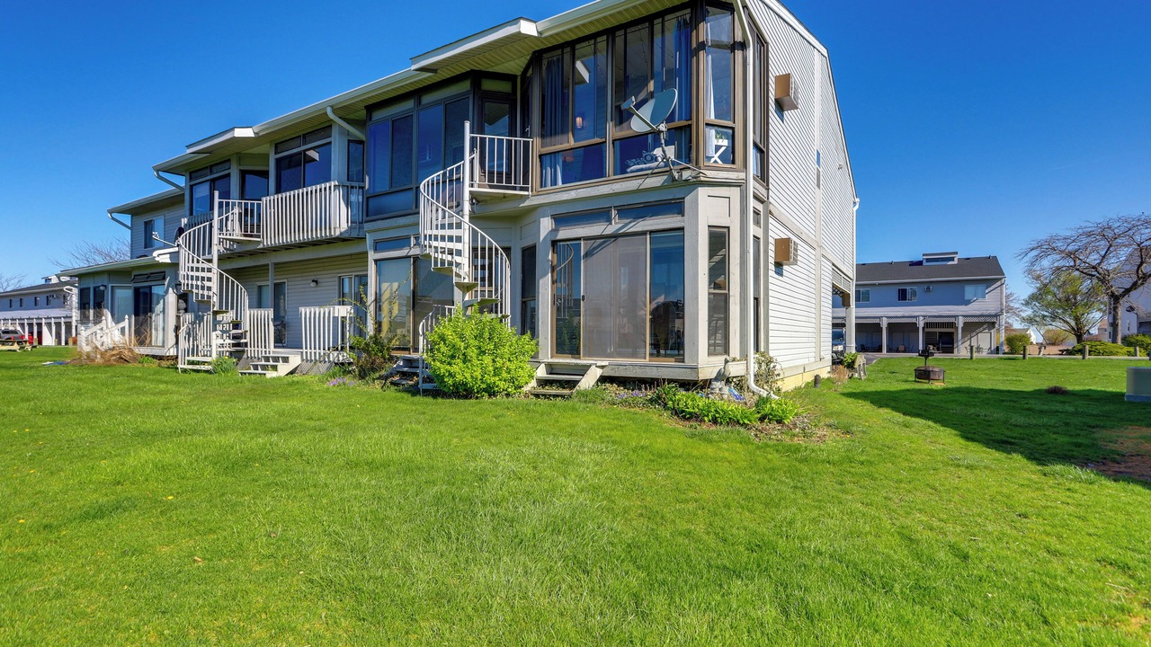 Photo of Outdoor in Oak Harbor