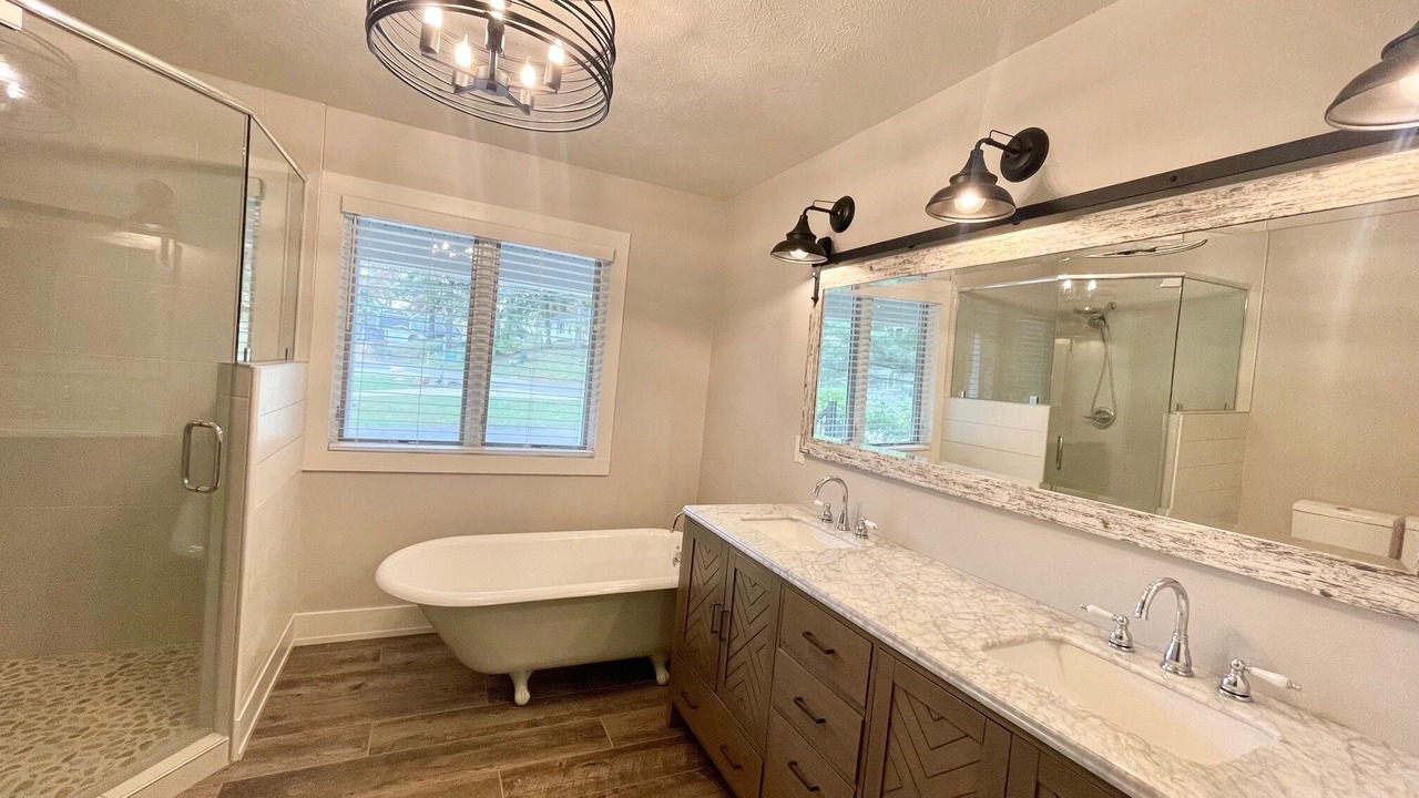 Photo of Bathroom in Vandalia
