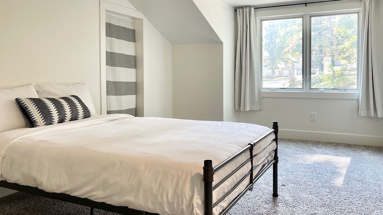 Photo of Bedroom in Vandalia