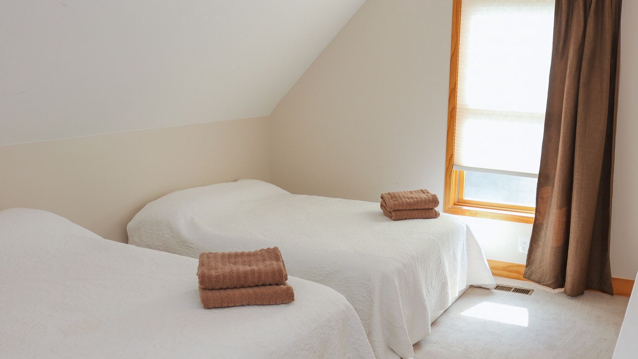 Photo of Bedroom in Prudenville