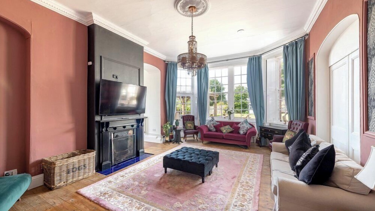 Photo of Livingroom in Petty France