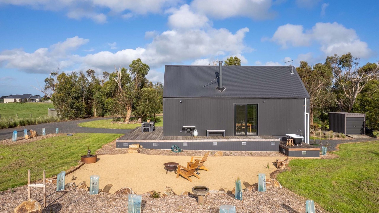 Photo of Outdoor in Wattle Bank