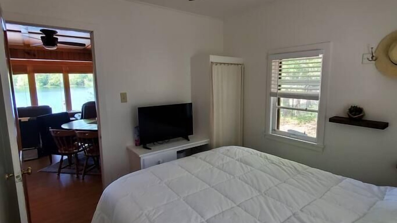 Photo of Bedroom in Mayfield