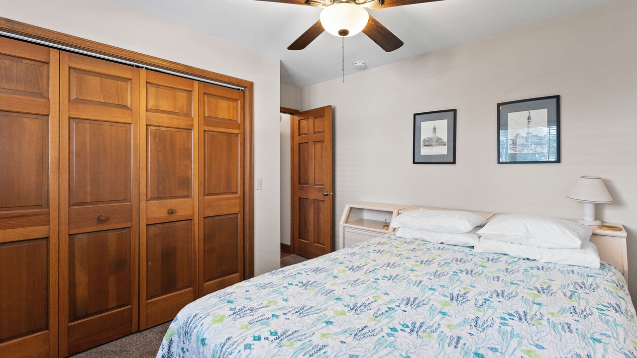 Photo of Bedroom in Spring Lake