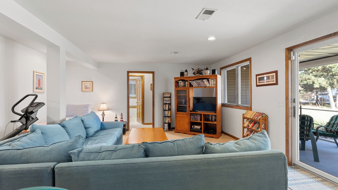 Photo of Livingroom in Spring Lake