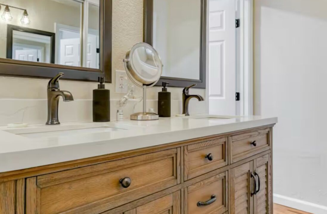 Photo of Bathroom in O'Brien