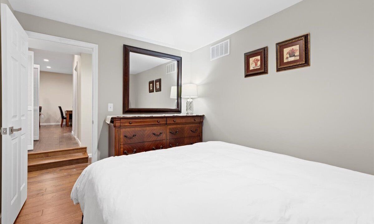 Photo of Bedroom in Lake Orion