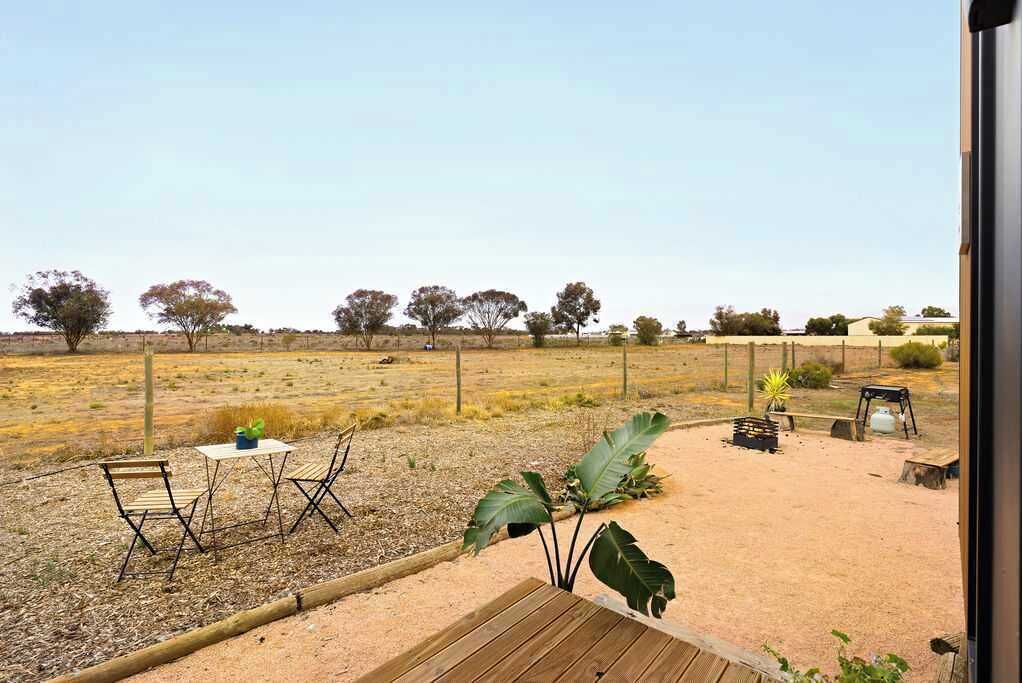 Photo of Outdoor in Birdwoodton
