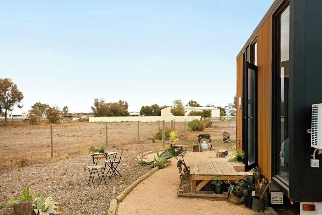 Photo of Outdoor in Birdwoodton