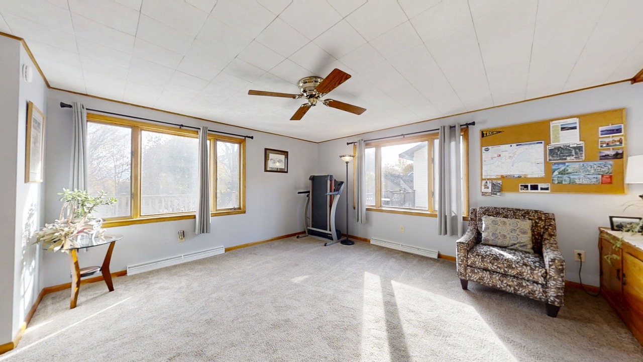 Photo of Bedroom in Lake Linden