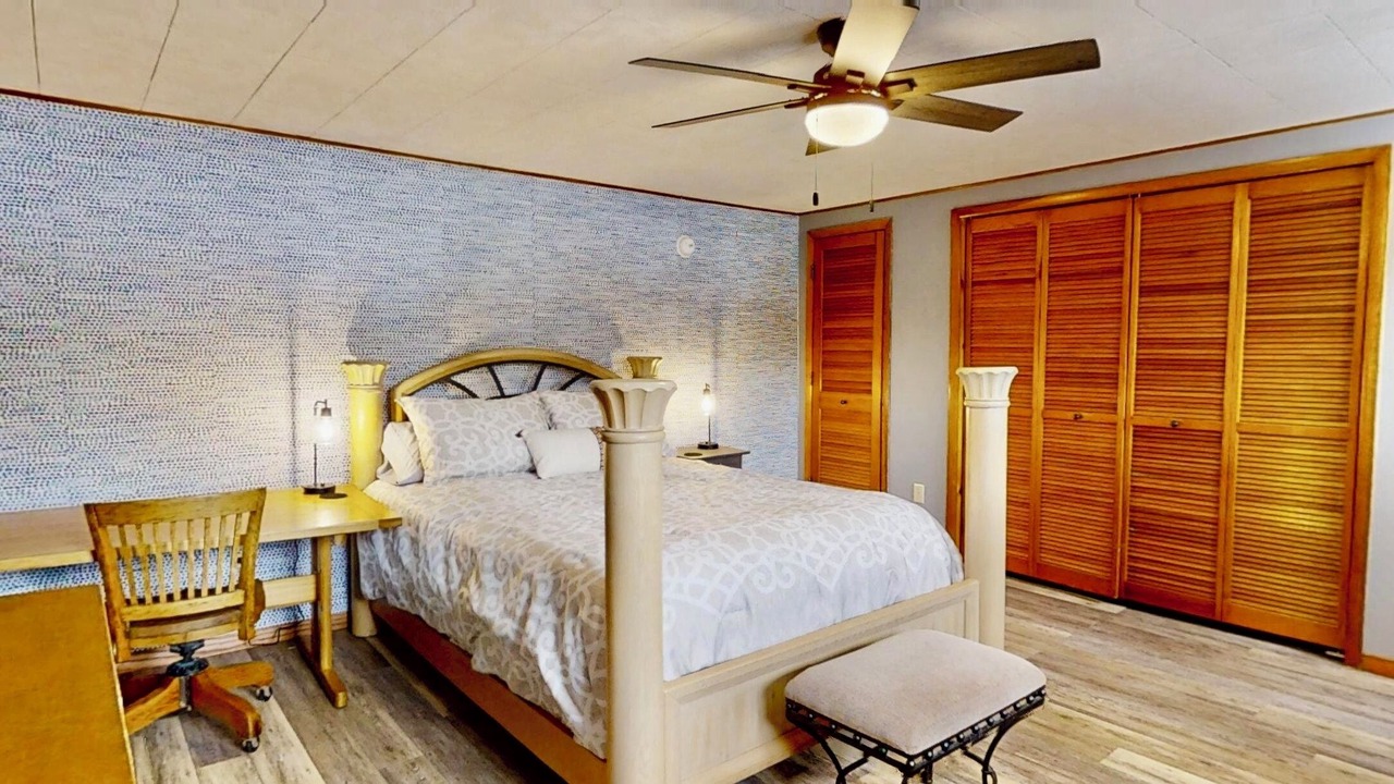 Photo of Bedroom in Lake Linden