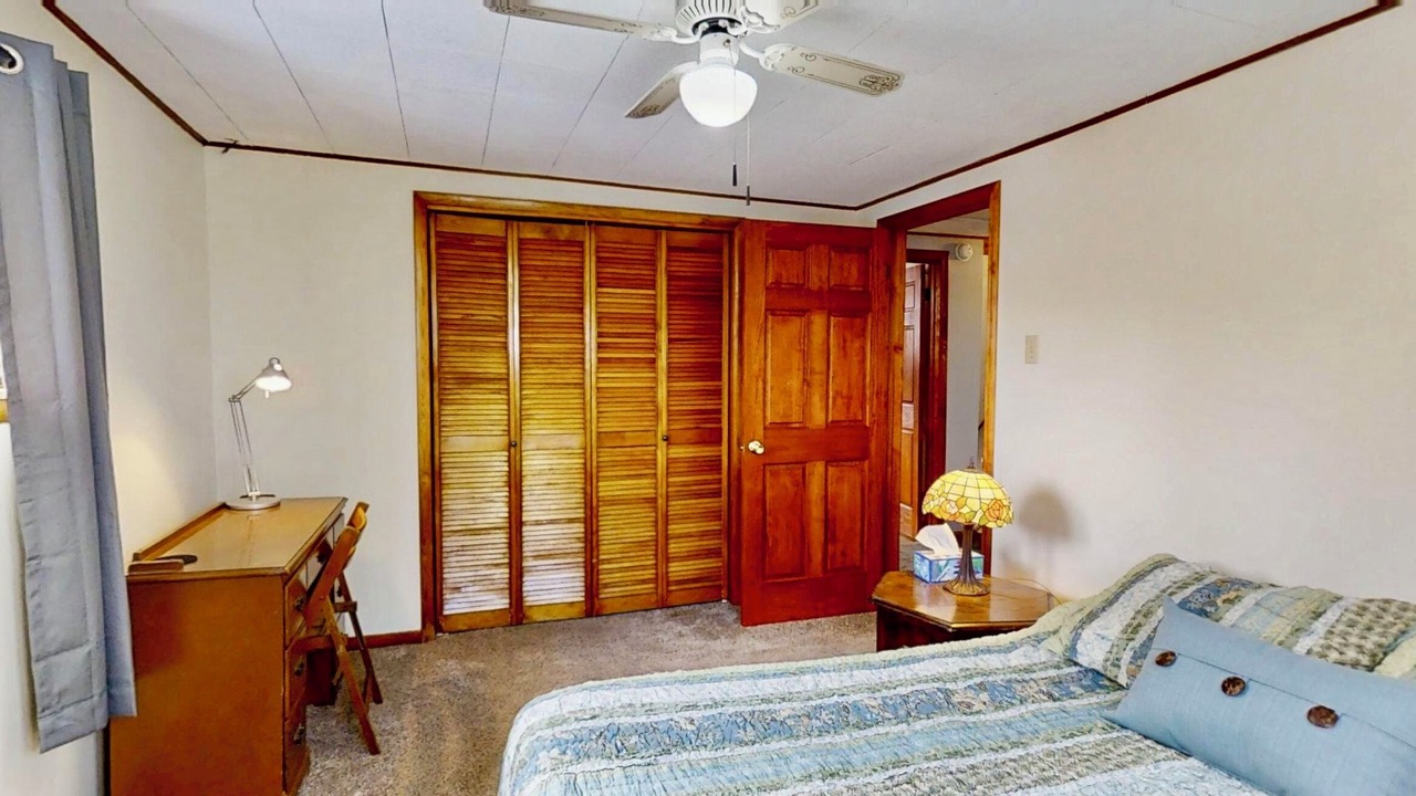 Photo of Bedroom in Lake Linden