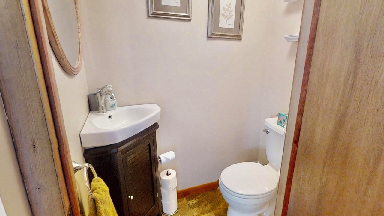 Photo of Bathroom in Lake Linden