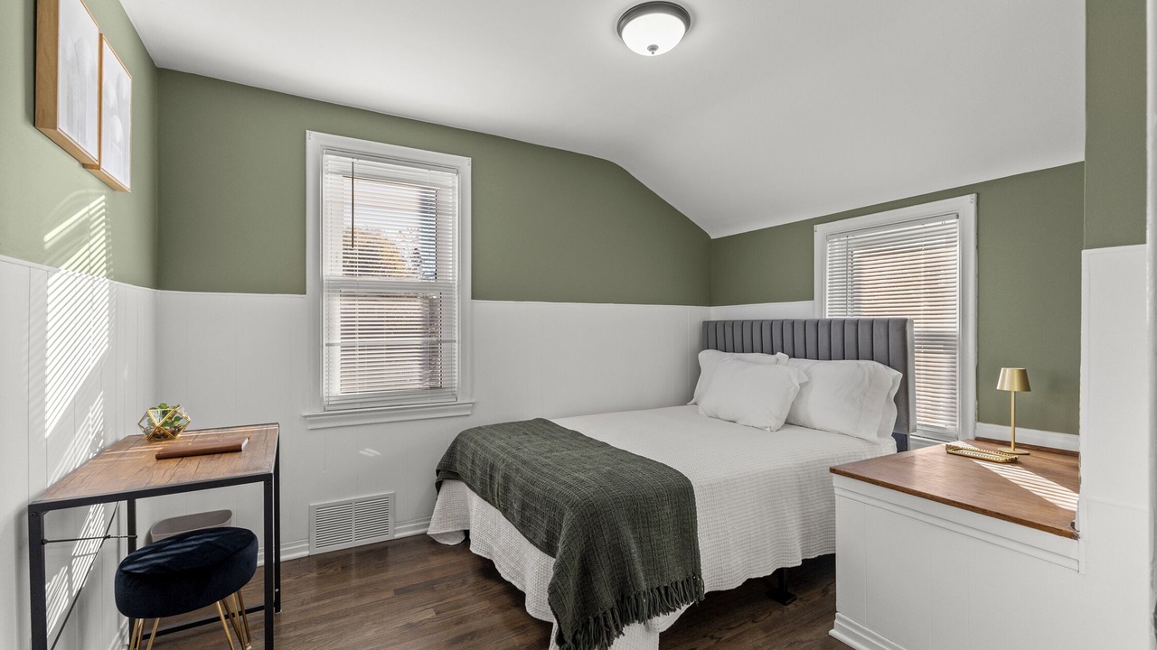 Photo of Bedroom in Royal Oak