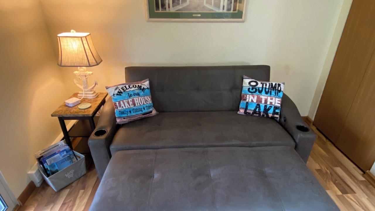 Photo of Livingroom in Oak Harbor