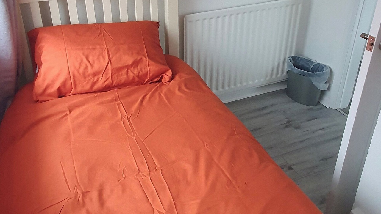 Photo of Bedroom in Brierley Hill