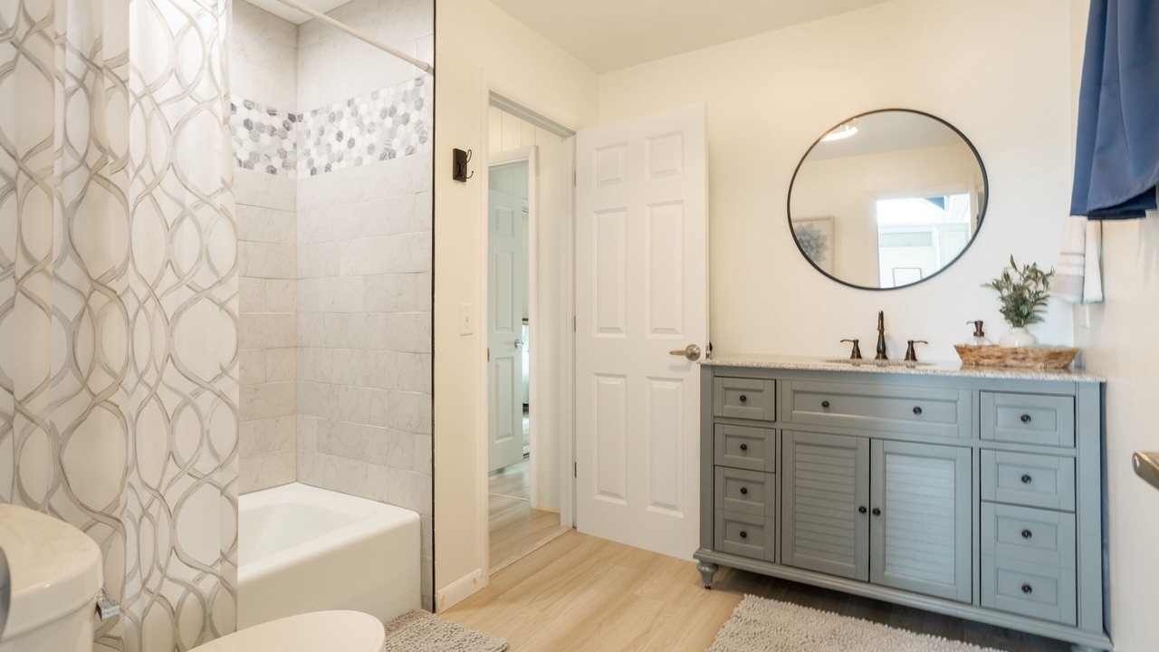 Photo of Bathroom in Pigeon