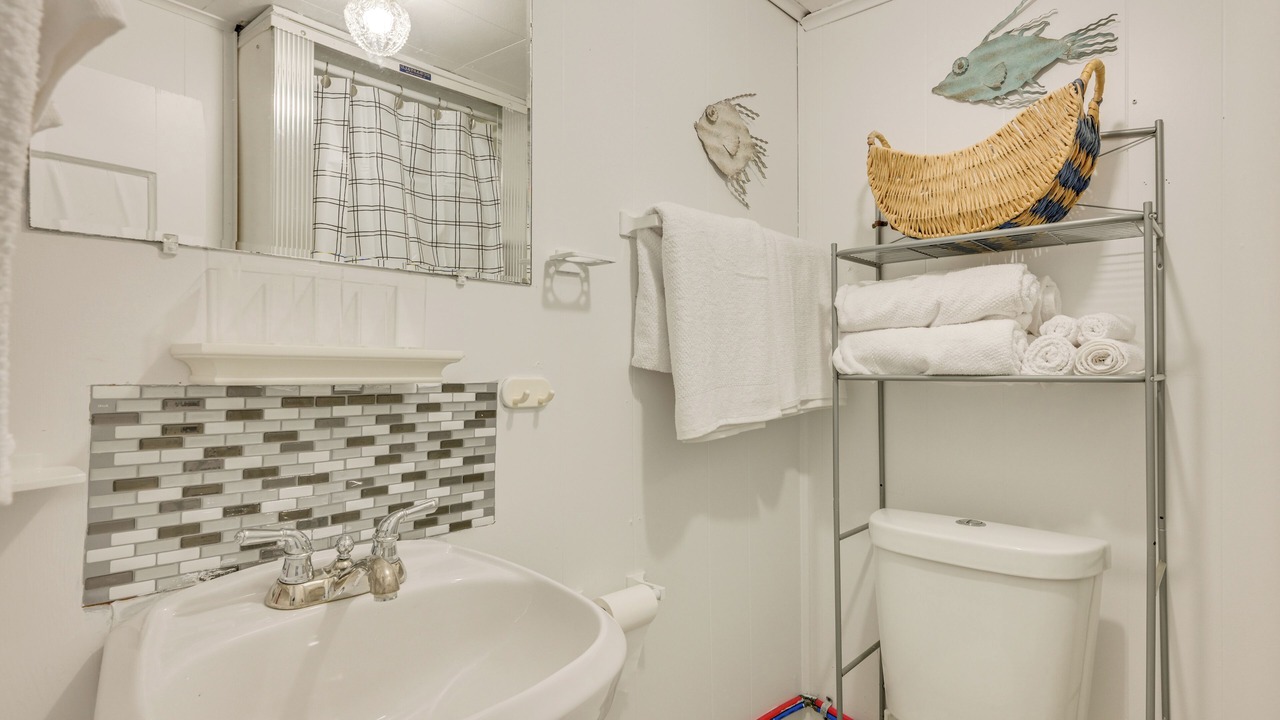 Photo of Bathroom in Higgins Lake