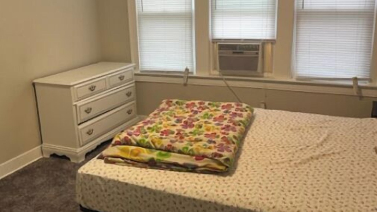 Photo of Bedroom in Whiting